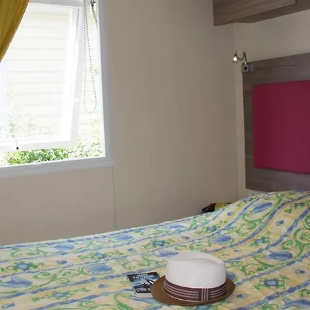 4 Etoiles - Parc Aquatique - Eebaih Campsite Saint-Raphael (Var)