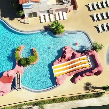 Zecamping 4 Etoiles 1km Espace Aquatique Mobil-home Tv 29m2 Campingplads Saint-Raphaël