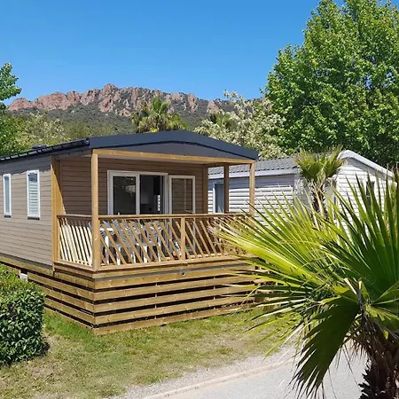 4 Etoiles - Parc Aquatique - Eec0ef אתר קמפינג Saint-Raphaël