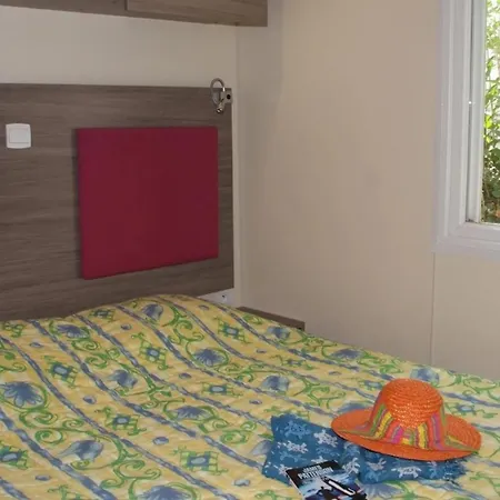Zecamping 4 étoiles Avec Parc Aquatique Club Enfant Dog Friendly Campeggio 4*